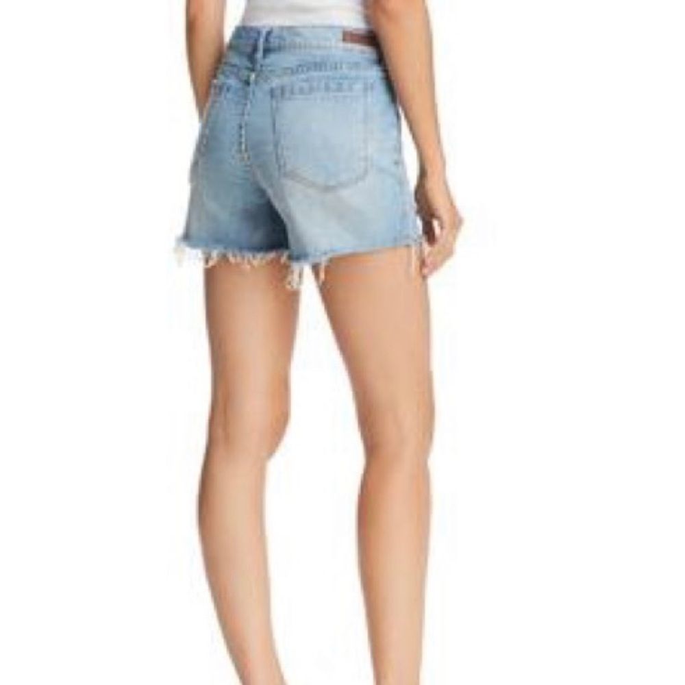 Blanknyc the Fulton light wash denim shorts size 27